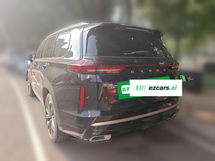 2023 400T AWD 7-Seater photo 4