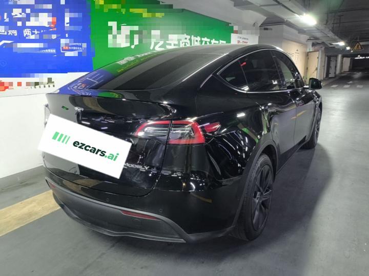 Model Y 2023 RWD photo 4