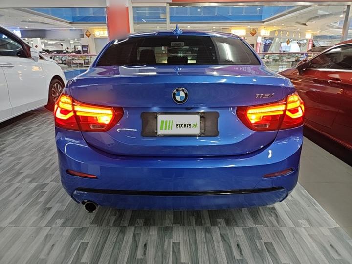 1 Series 2018 118i Sport photo 5