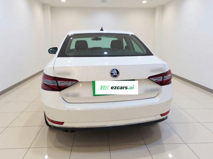 Superb 2018 TSI330 DSG Comfort China V photo 5