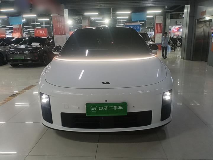 Li Auto i6 2025 RWD Standard photo 2