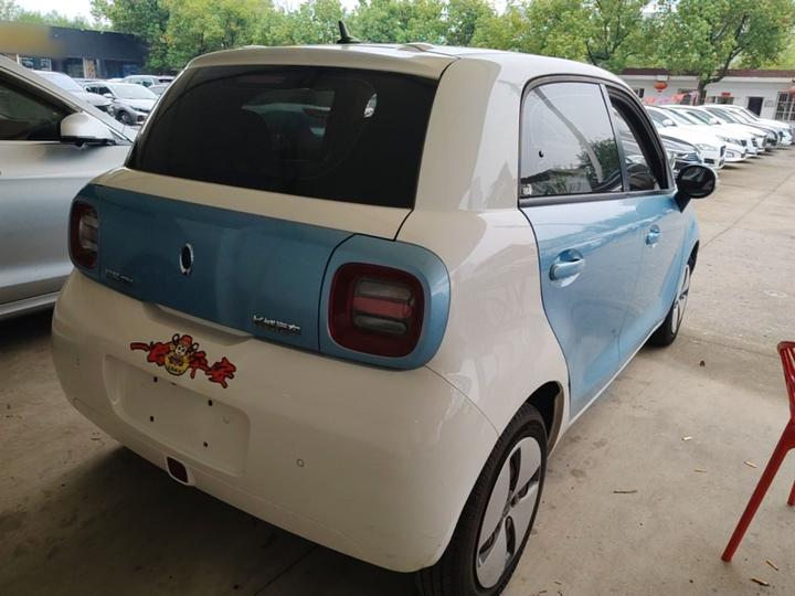 2019 301km Standard photo 4