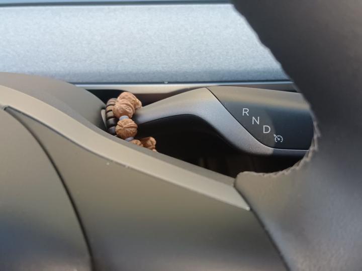 Model Y 2024 RWD photo 6