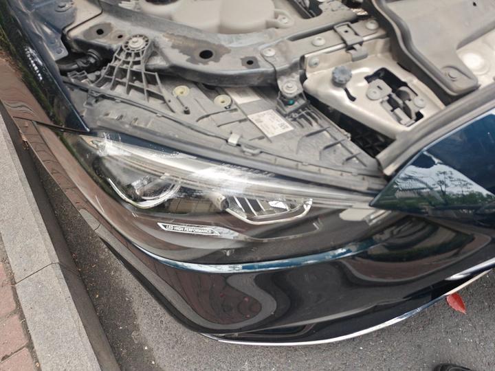 C-Class 2022 Facelift C 260 L Sport photo 7