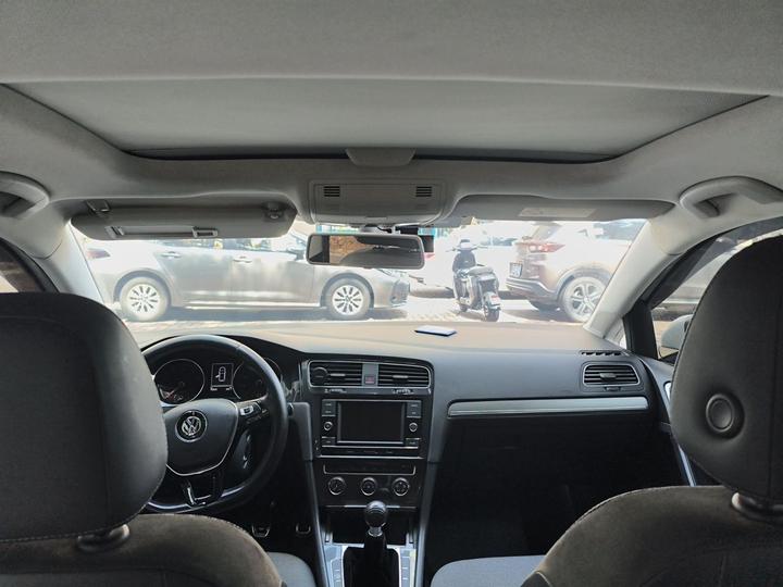 Golf 2018 230TSI MT Comfort photo 8