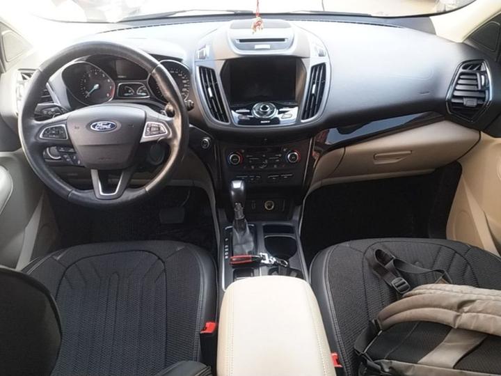 Kuga 2017 EcoBoost 245 AWD photo 5
