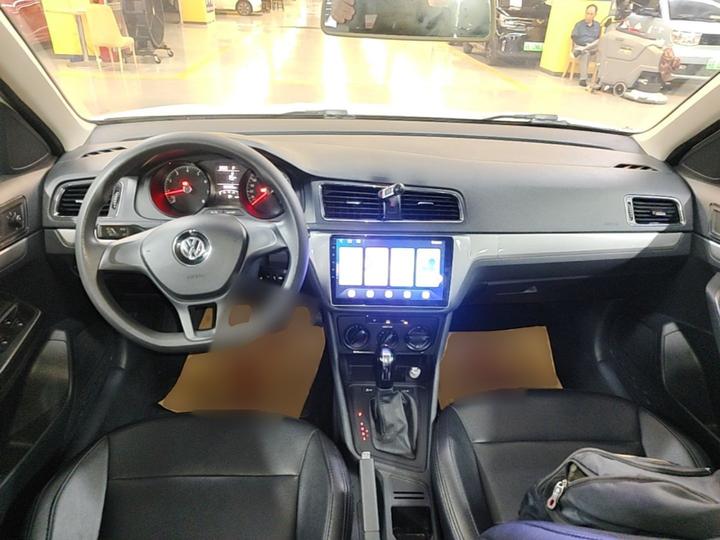 2015 1.6L AT photo 5