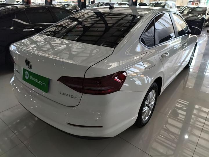 Lavida 2022 1.5L AT photo 6