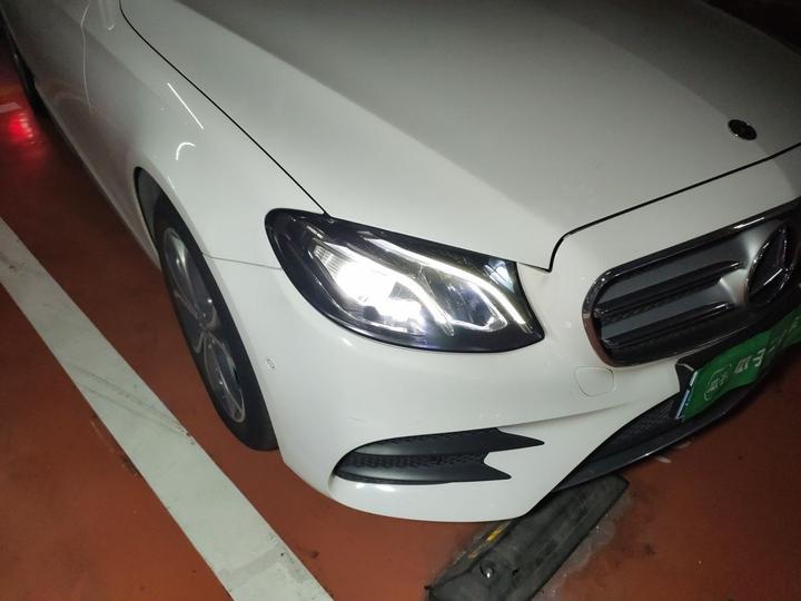 E-Class 2020 E 300 L Sport Luxury photo 7