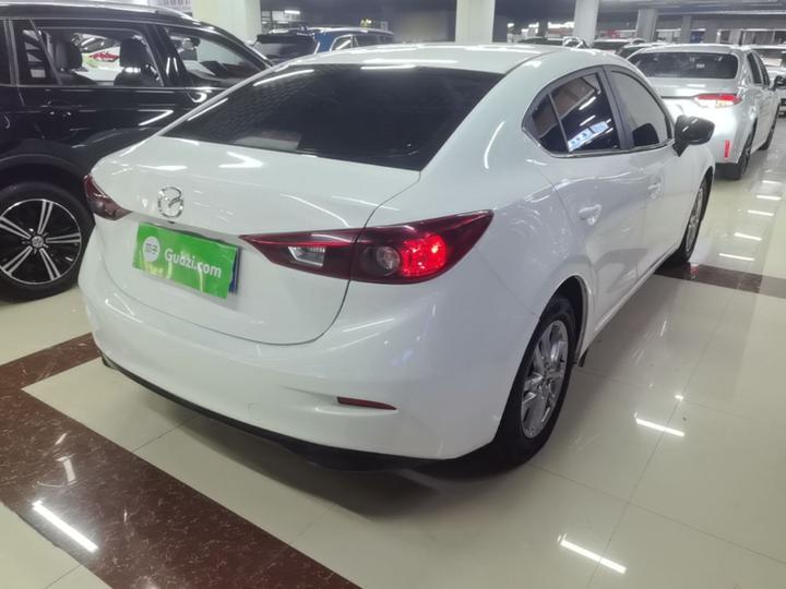 3 Axela 2016 Sedan 1.5L AT Luxury photo 4