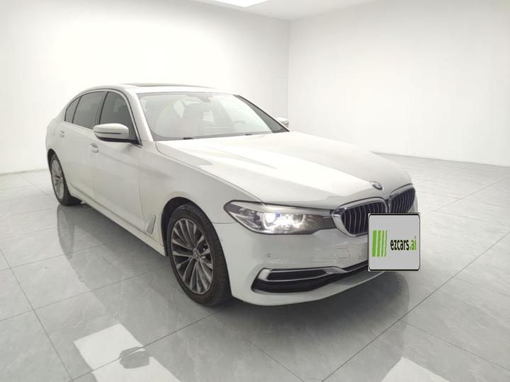 5 Series 2020 525Li Luxury photo 3
