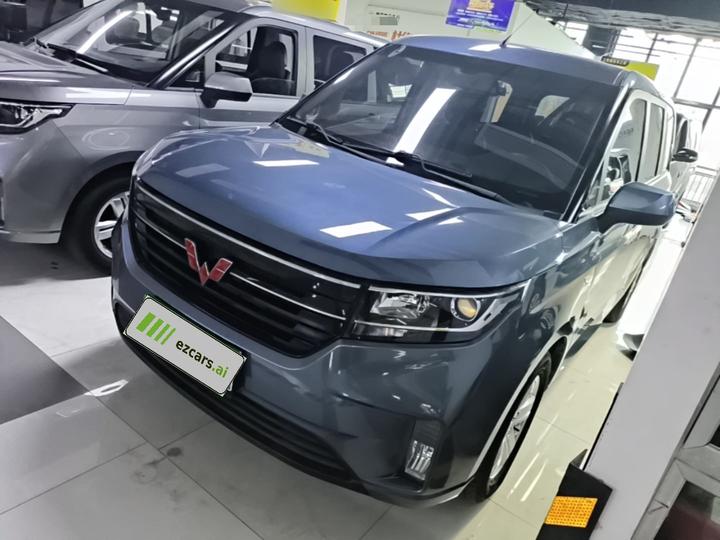 Wuling Hongguang PLUS 2019 1.5T MT Luxury 7-Seater
