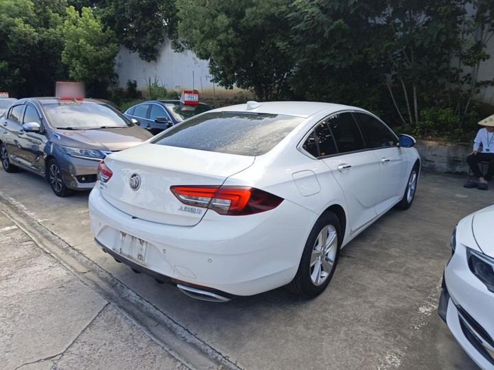 Regal 2019 20T Elite China VI photo 4