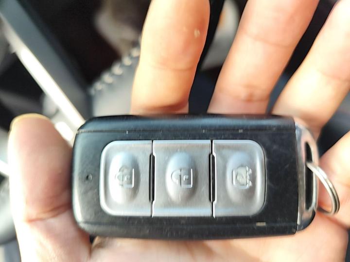 Fengon 500 2021 1.5L CVT photo 8