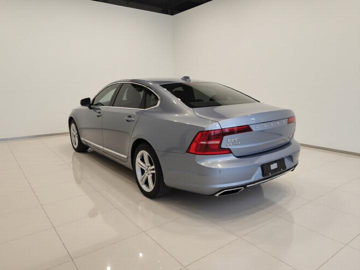 S90 2019 T5 photo 4