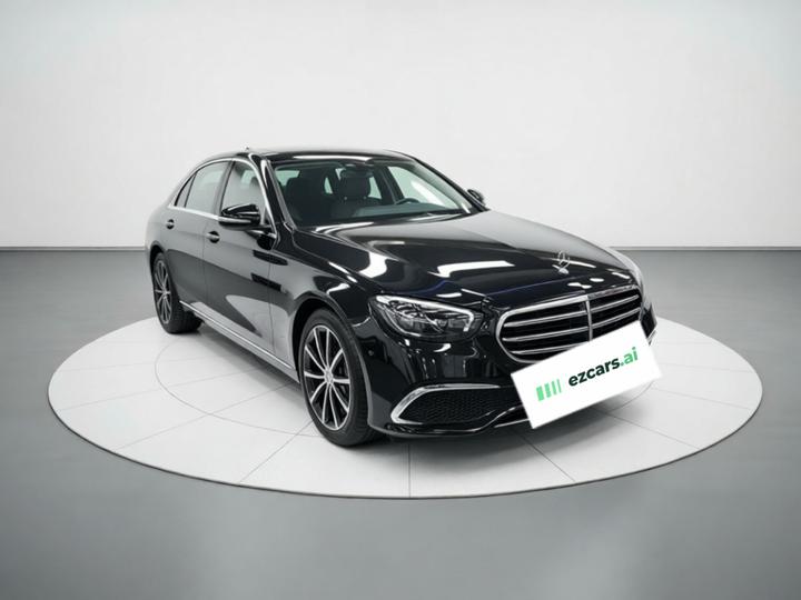 E-Class EV 2022 Facelift E 350 e L PHEV photo 3