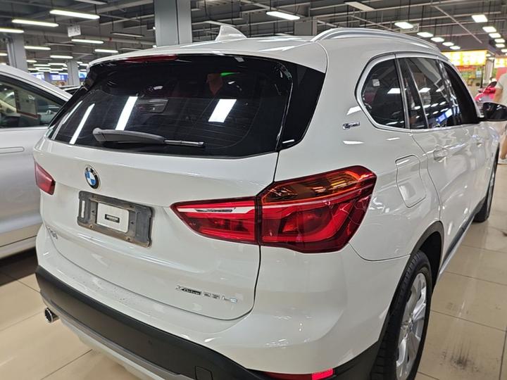 X1 EV 2019 xDrive25Le Upgraded photo 4