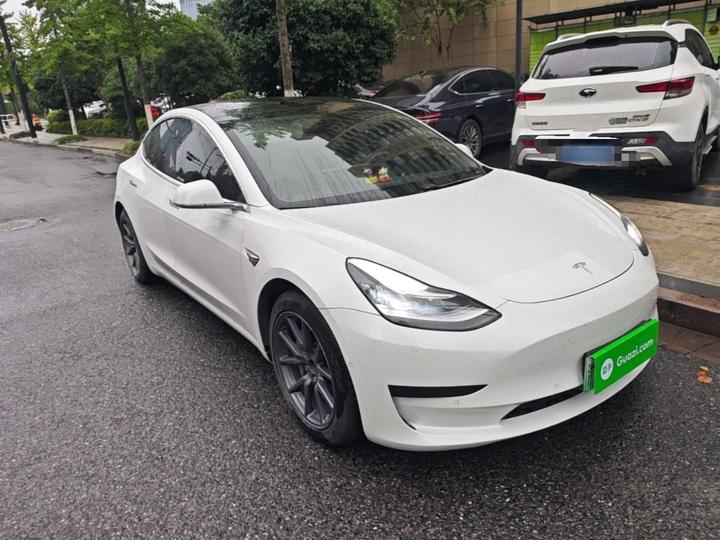 Model 3 2020 Facelift Standard Range RWD Upgraded photo 3