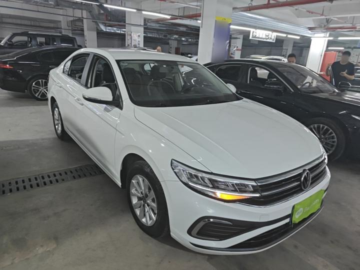 Bora 2024 200TSI DSG Cruise photo 3