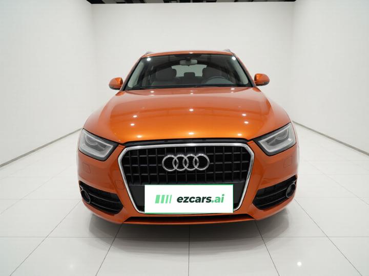 Q3 2015 30 TFSI Comfort photo 2