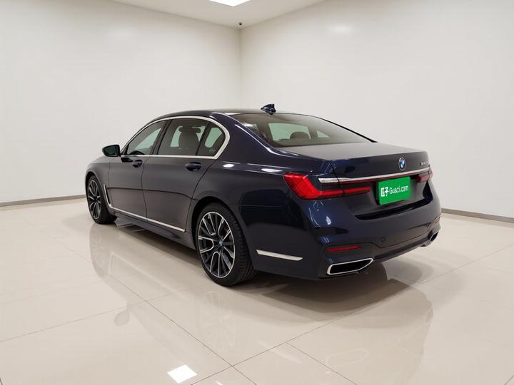 7 Series 2019 740Li Leading M Sport Package photo 4