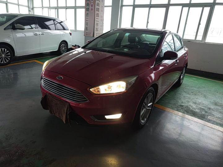 Focus 2015 Sedan 1.6L AT