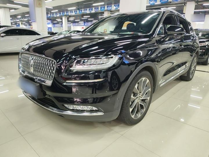 Nautilus 2021 2.0T AWD