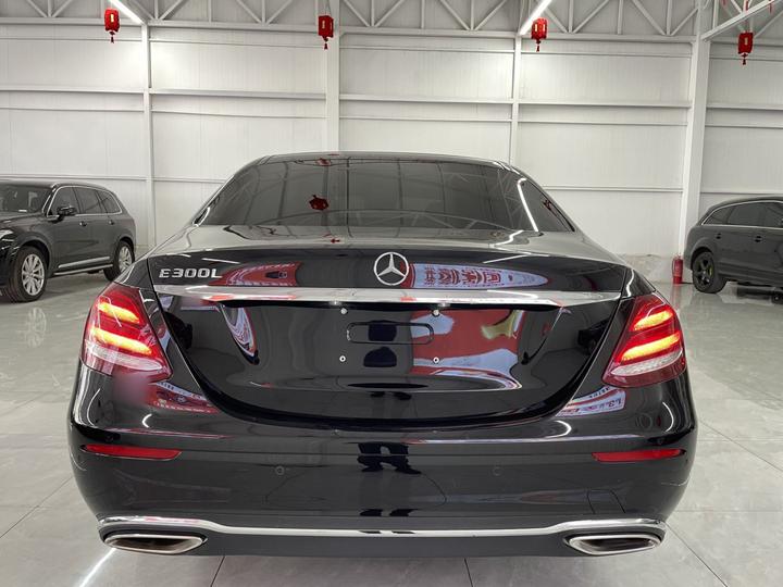 E-Class 2017 E 300 L Luxury photo 4