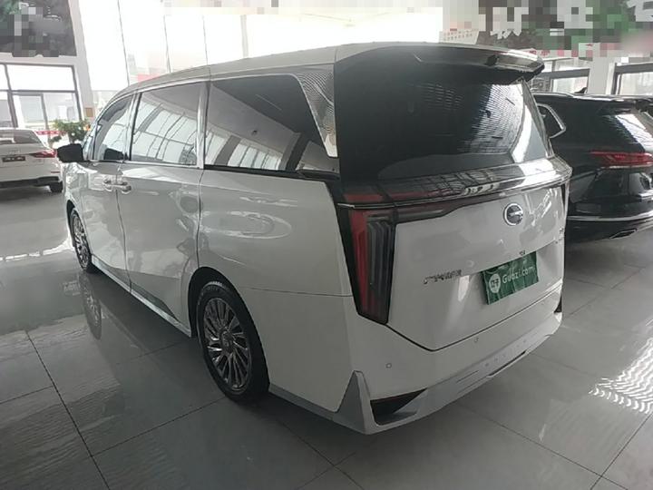 GAC Trumpchi M8 2023 Hybrid photo 4