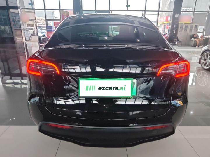 Model Y 2022 Facelift RWD photo 3