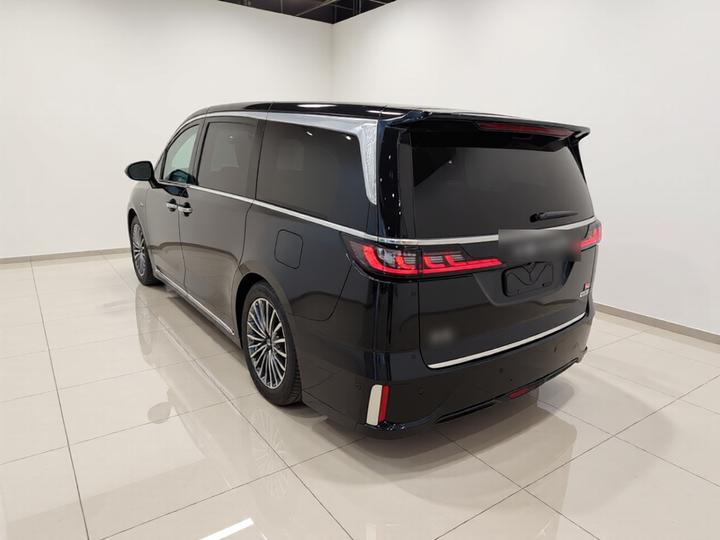 Voyah Dreamer 2026 PHEV Qiankun Ultra photo 4