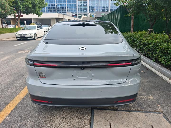 ET7 2022 100kWh Launch Edition photo 3