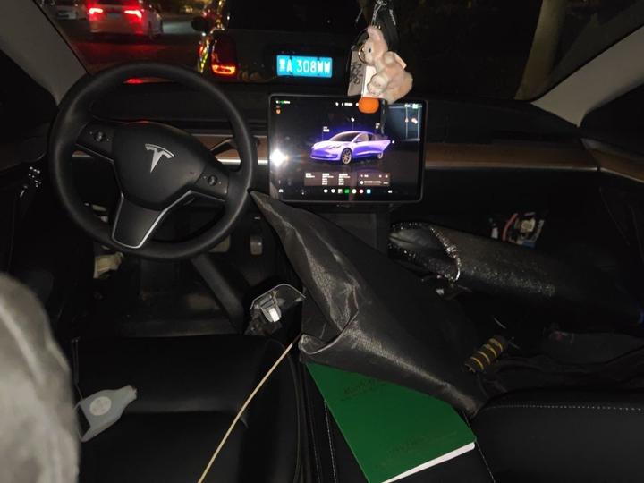 Model 3 2022 RWD photo 5