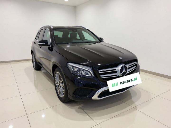 GLC 2016 GLC 200 4MATIC photo 3