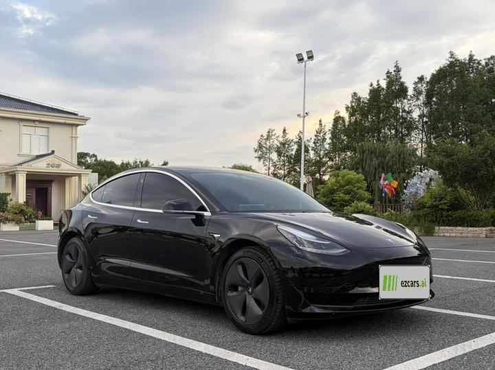 Model 3 2020 Facelift Standard Range RWD Upgraded photo 4
