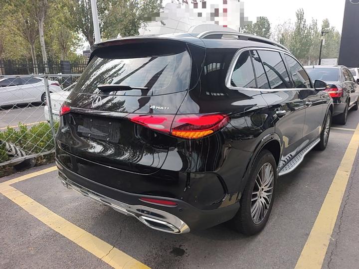 GLC 2024 Facelift GLC 300 L 4MATIC Dynamic 5-Seater photo 4