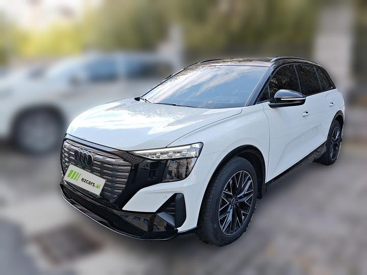Q5 e-tron 2023 40 e-tron Starlight