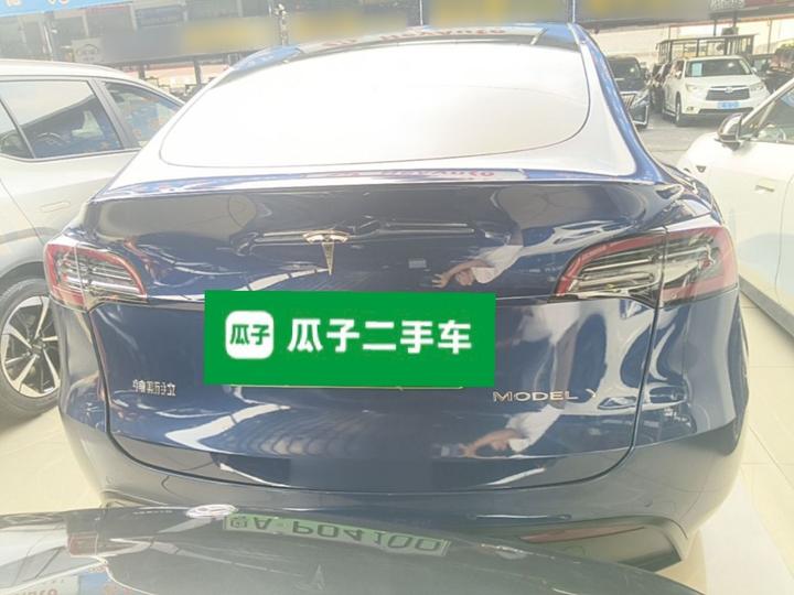 Model Y 2022 Long Range AWD photo 3