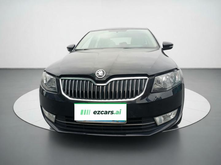 Octavia 2015 1.6L AT photo 2