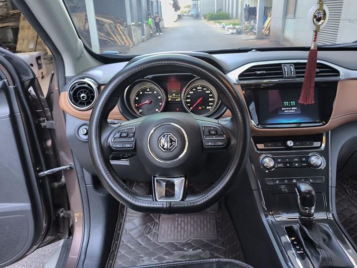 GS 2017 20T AT Exclusive photo 3