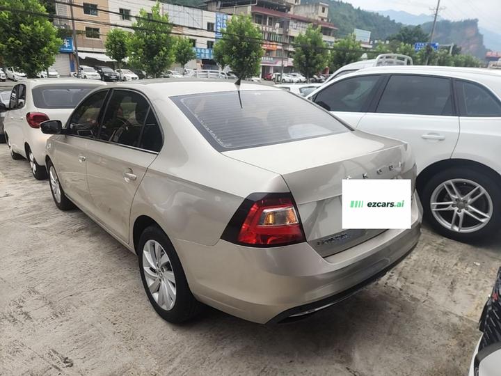 Rapid 2019 1.5L AT Comfort China VI photo 4