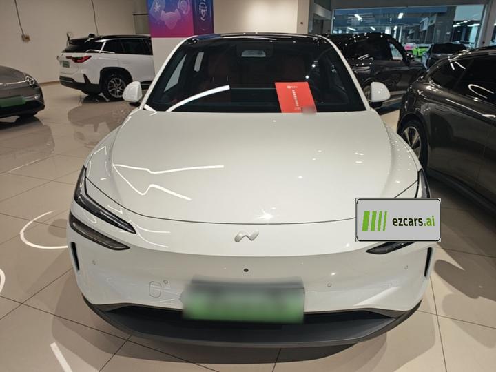 L60 2024 60kWh AWD photo 2