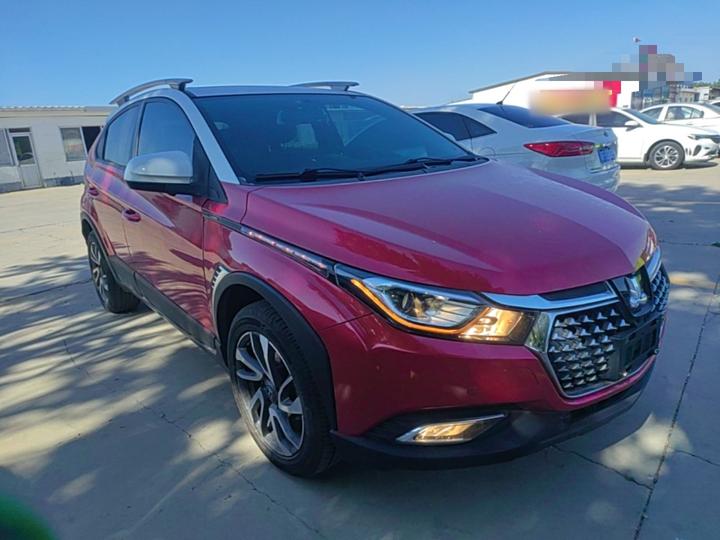 Luxgen U5 SUV 2017 1.6L CVT photo 3