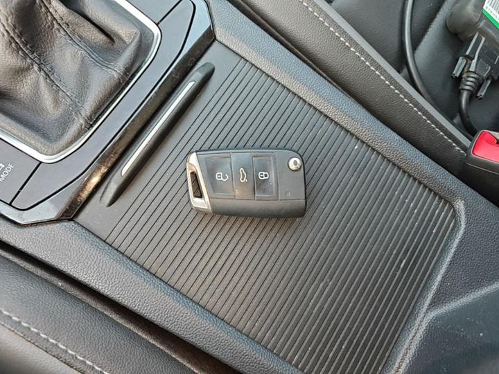 Sagitar 2021 200TSI DSG Comfort Connected photo 8