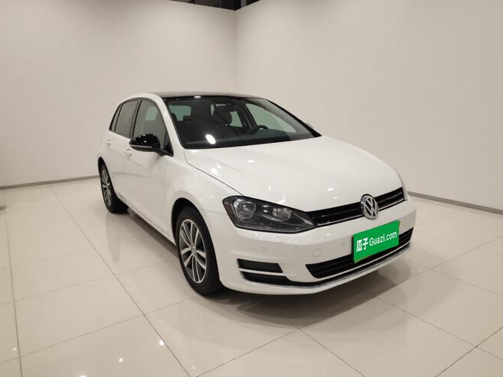 Golf 2017 230TSI AT Luxury Anniversary Edition photo 3