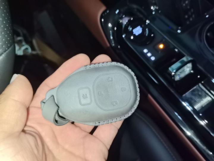 GAC Trumpchi E8 EV 2024 150km + photo 8