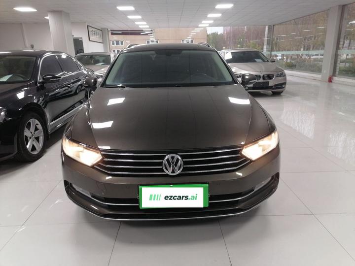 2018 380TSI RWD photo 2