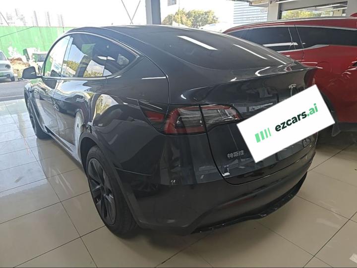Model Y 2024 RWD photo 4