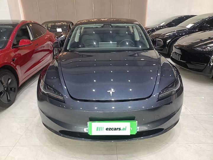 Model 3 2023 Long Range AWD photo 2