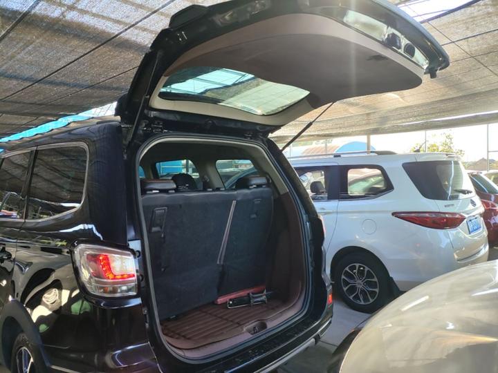 Forthing SX6 2016 1.6L MT Luxury photo 8